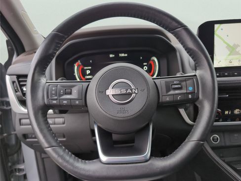 Used 2022 Nissan Rogue Platinum w/ Head-Up Display Package image 23