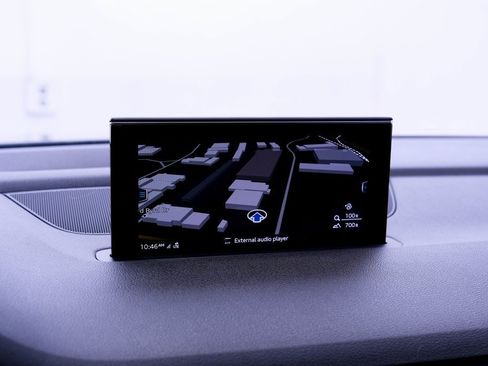 Used 2018 Audi Q7 3.0T Prestige w/ Prestige Package image 33