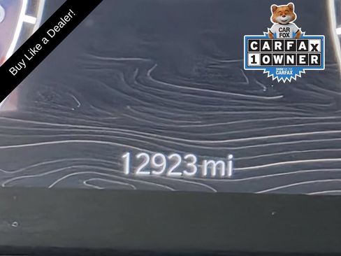 Used 2025 Jeep Grand Cherokee Laredo w/ Luxury Tech Group I AWD/4WD image 38