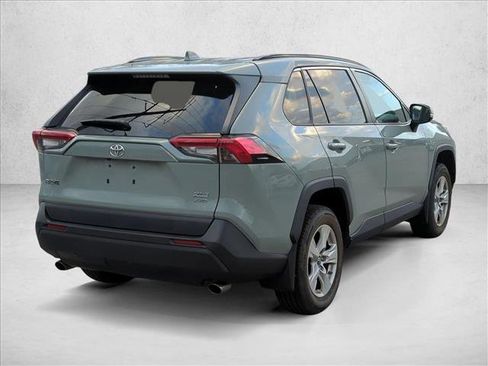 Used 2019 Toyota RAV4 XLE w/ Convenience Package image 5