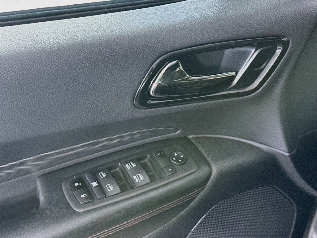 Used 2024 Dodge Durango GT RWD image 24