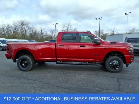 New 2026 RAM 3500 Big Horn AWD/4WD image 8