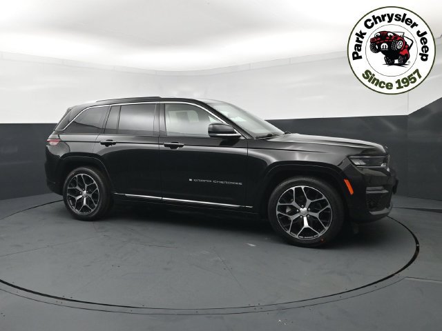 Used 2022 Jeep Grand Cherokee Summit AWD/4WD image 1