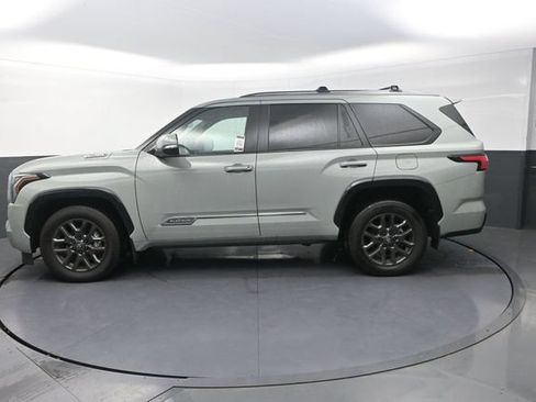 Used 2026 Toyota Sequoia Platinum AWD/4WD image 4