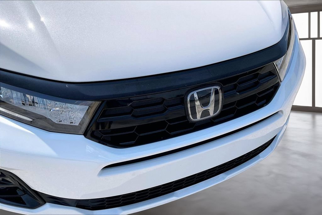 Certified 2025 Honda Odyssey Elite image 32