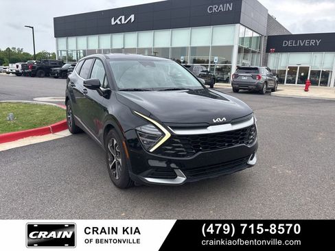 Certified 2024 Kia Sportage EX FWD image 2