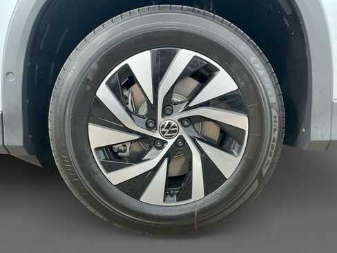 New 2026 Volkswagen Tiguan S AWD/4WD image 14