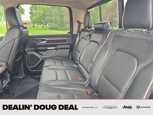 Used 2019 RAM 1500 Laramie AWD/4WD image 27