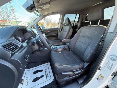 Used 2022 Honda Ridgeline Sport image 13