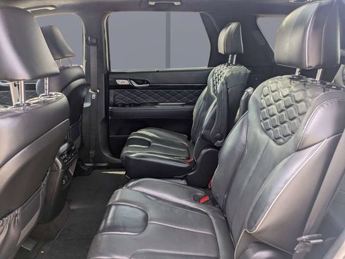 Used 2020 Hyundai Palisade Limited FWD image 14