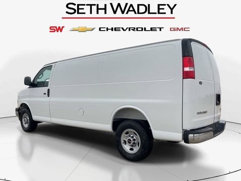 New 2025 GMC Savana 3500 Extended w/ Driver Convenience Package image 5
