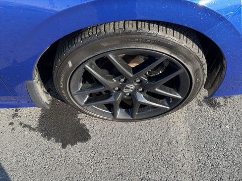 Used 2023 Honda Civic Sport image 16