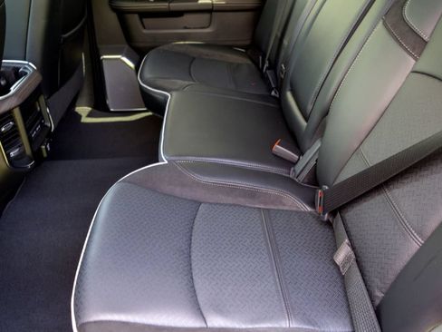 New 2026 RAM 2500 Laramie AWD/4WD image 24