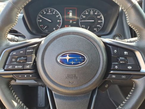 Used 2025 Subaru Forester Limited AWD/4WD image 5