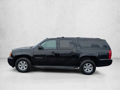 Used 2013 GMC Yukon XL SLT AWD/4WD image 8