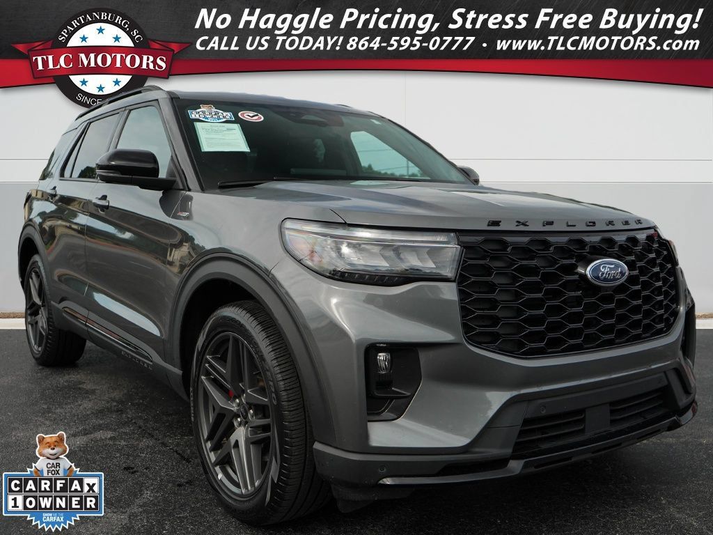 Used 2025 Ford Explorer ST-Line w/ ST-Line Street Pack AWD/4WD image 1