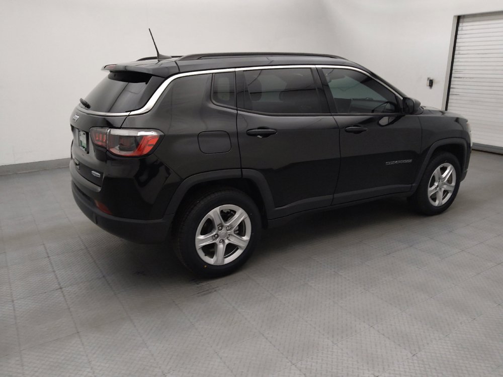 Used 2023 Jeep Compass Latitude w/ Convenience Group AWD/4WD image 10