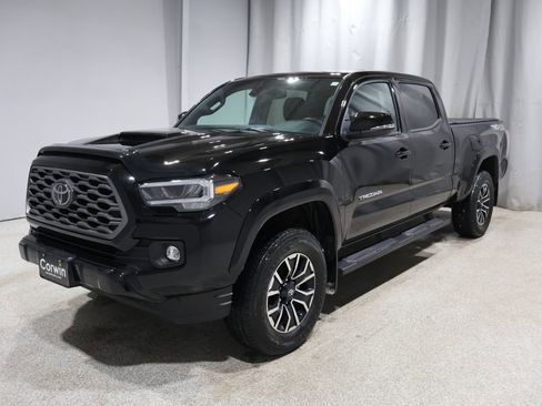 Used 2023 Toyota Tacoma TRD Sport image 7