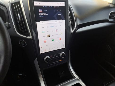 Certified 2024 Ford Edge SEL w/ Convenience Package image 13