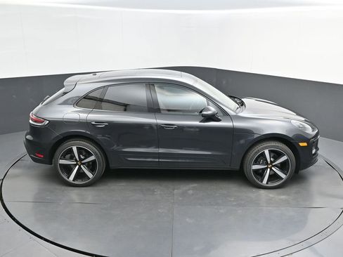 New 2026 Porsche Macan image 32