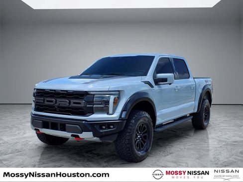 Used 2025 Ford F150 Raptor AWD/4WD image 4