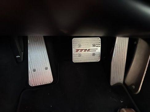 Used 2015 Maserati GranTurismo MC Centennial image 23