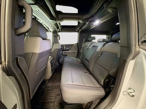 New 2025 GMC Hummer EV 2X image 22