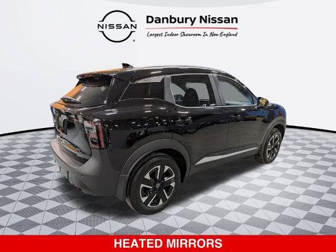 Certified 2025 Nissan Kicks SV w/ SV Premium Package AWD/4WD image 4