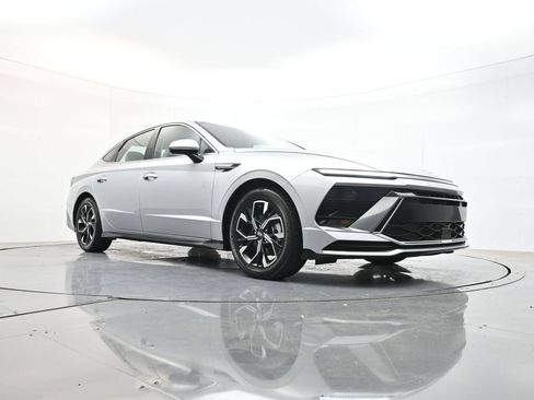 Used 2024 Hyundai Sonata SEL FWD image 32