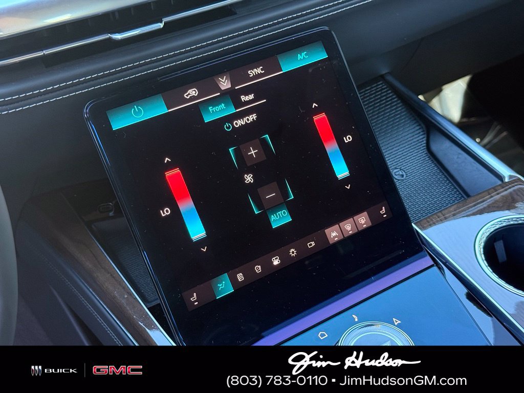 Certified 2026 Cadillac Escalade Platinum Luxury AWD/4WD image 34