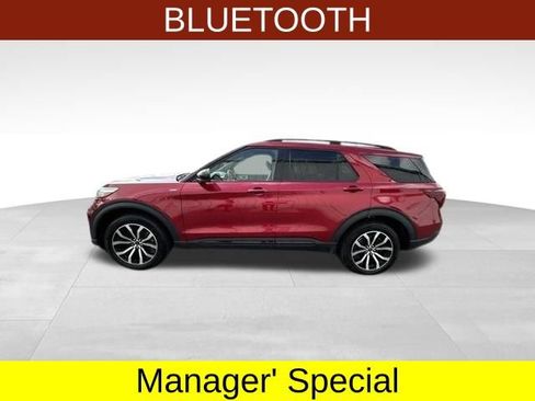 Used 2022 Ford Explorer ST-Line w/ Class IV Trailer Tow Package AWD/4WD image 4