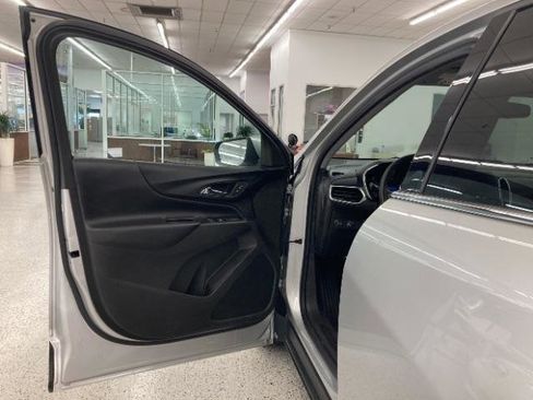 Used 2019 Chevrolet Equinox LT image 34