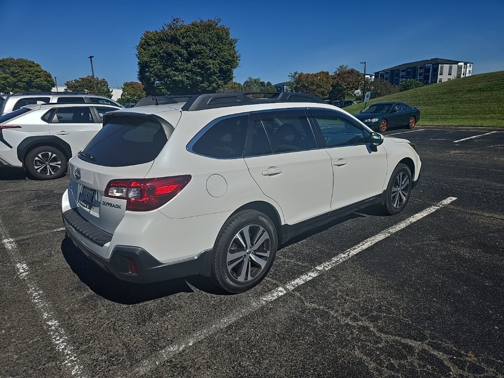 Used 2019 Subaru Outback 2.5i Limited w/ Popular Package #2 AWD/4WD image 3