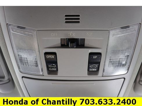 Used 2018 Honda Pilot Touring image 20