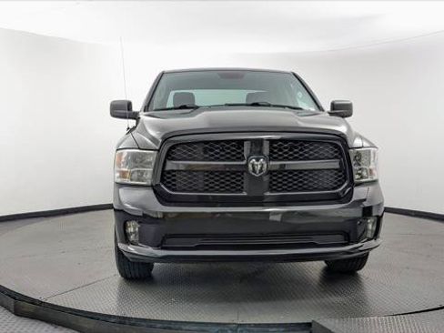 Used 2017 RAM 1500 Express AWD/4WD image 12