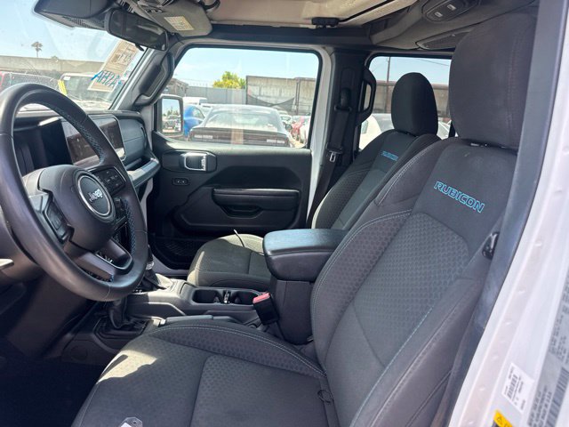 Used 2024 Jeep Wrangler Unlimited Rubicon 4xe AWD/4WD image 9
