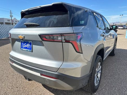Used 2025 Chevrolet Equinox LT FWD image 5