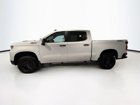 Used 2022 Chevrolet Silverado 1500 LT Trail Boss w/ Protection Package AWD/4WD image 4