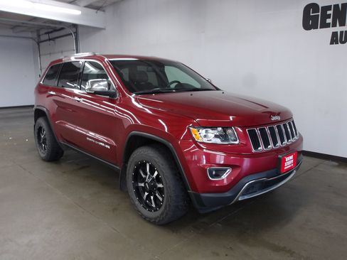 Used 2015 Jeep Grand Cherokee Limited w/ Trailer Tow Group IV AWD/4WD image 4
