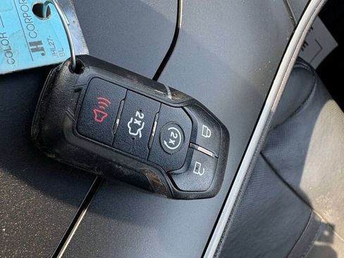 Used 2014 Lincoln MKZ w/ Equipment Group 102A Reserve FWD image 40