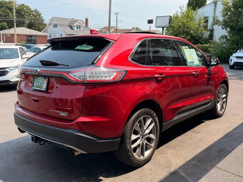 Used 2018 Ford Edge Titanium w/ Equipment Group 301A AWD/4WD image 3