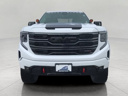 New 2026 GMC Sierra 1500 AT4 w/ AT4 Premium Package AWD/4WD image 4