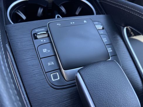 Used 2025 Mercedes-Benz GLS 450 4MATIC image 36