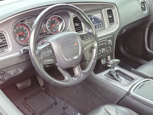 Certified 2022 Dodge Charger SXT w/ Leather Interior Group image 3