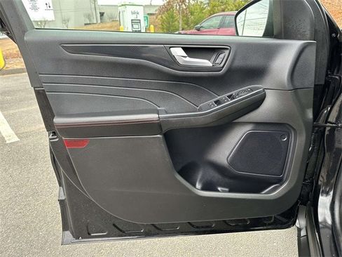 Certified 2024 Ford Escape ST-Line image 17