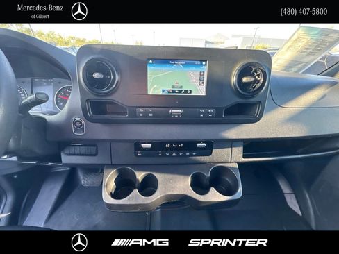 Used 2023 Mercedes-Benz Sprinter 2500 image 20