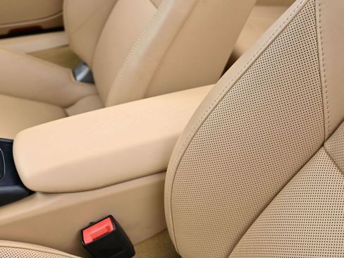 Certified 2016 Porsche 911 Turbo S image 18