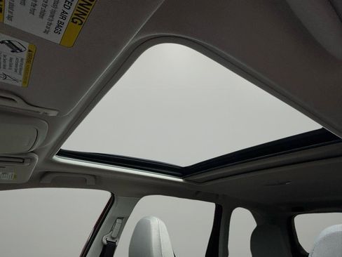 Used 2019 Subaru Forester Premium w/ All-Weather Package AWD/4WD image 9