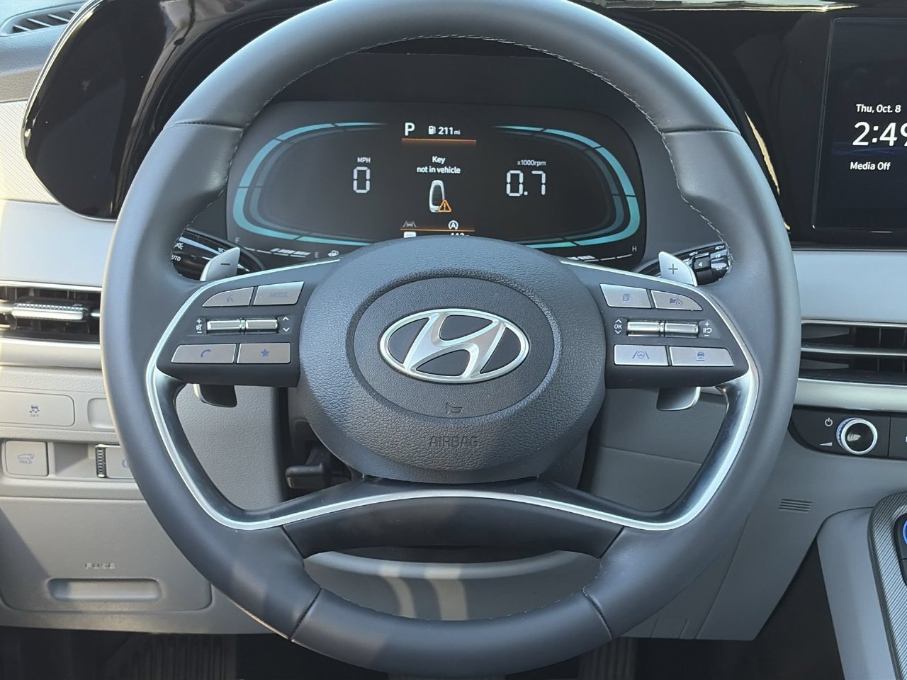 Certified 2025 Hyundai Palisade SEL FWD image 20