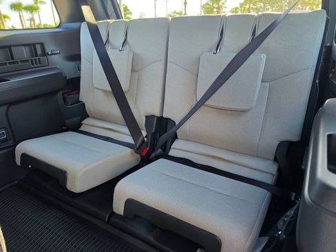 New 2026 Toyota 4Runner SR5 AWD/4WD image 31